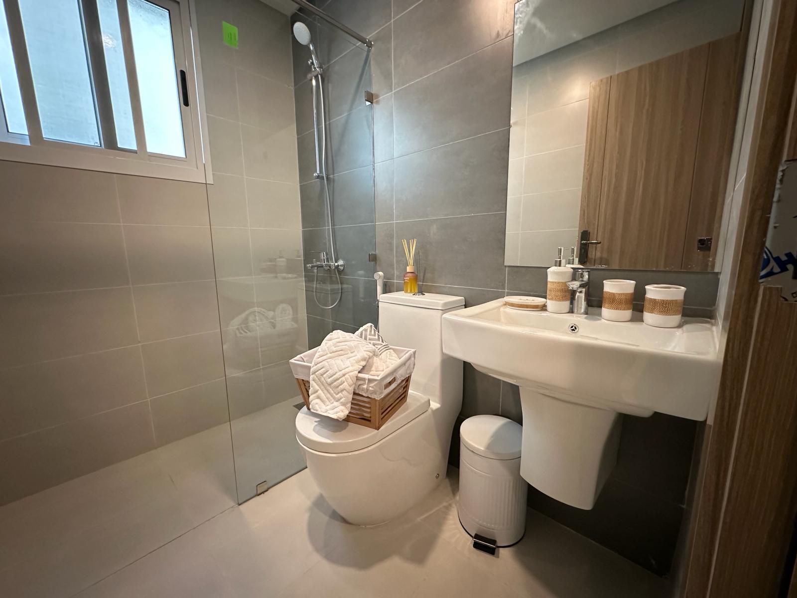 فيلا في جنوسان للبــيع